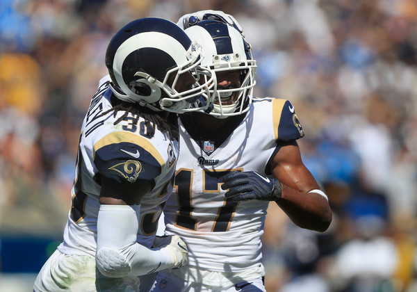 You are currently viewing Los Angeles Rams prevail over NFC West rival Seattle Seahawks 33-31